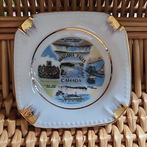 Vintage Souvenir Ashtray Niagra Falls Canada